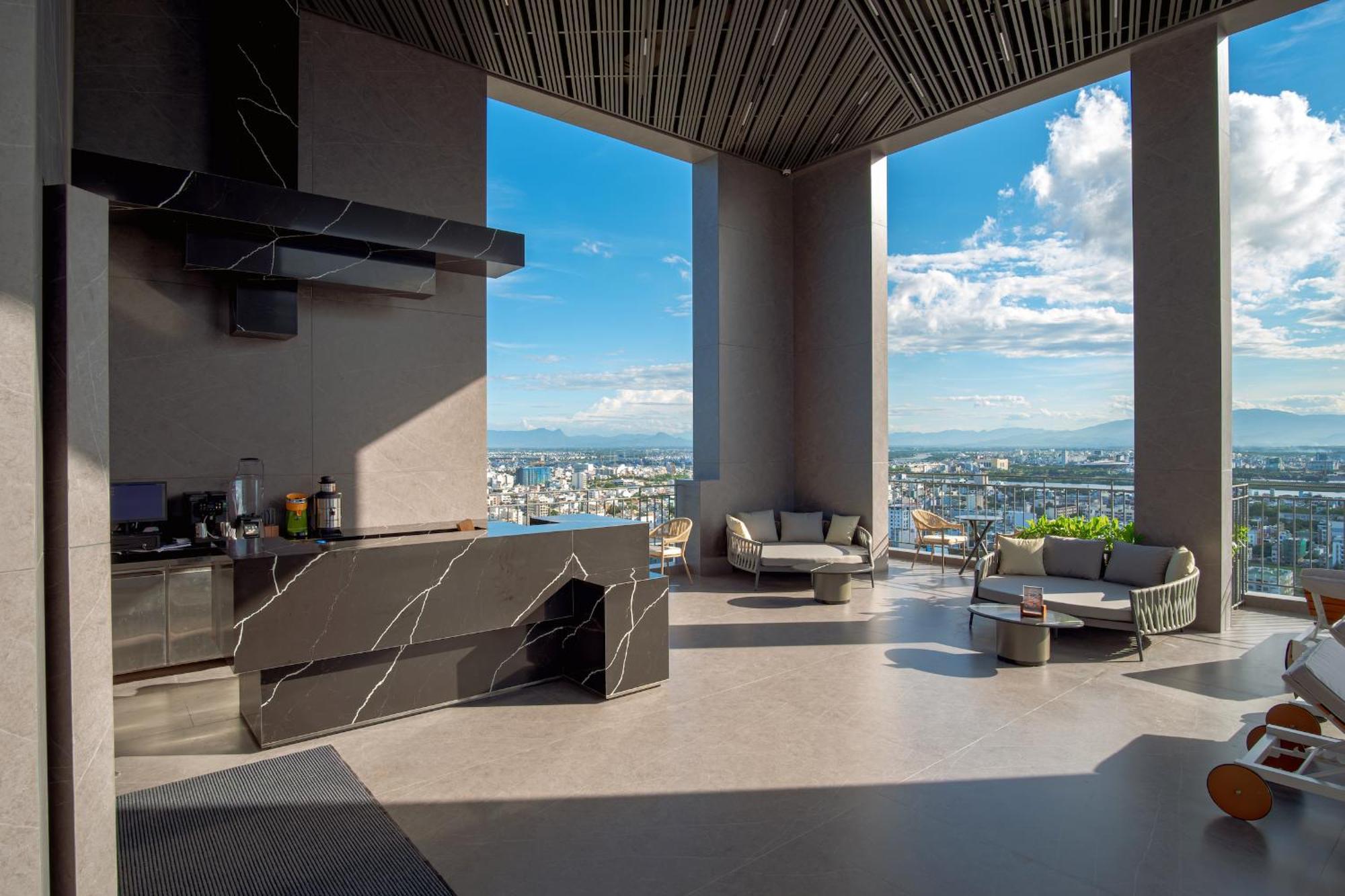 M Hotel Danang Εξωτερικό φωτογραφία The Sky Garden