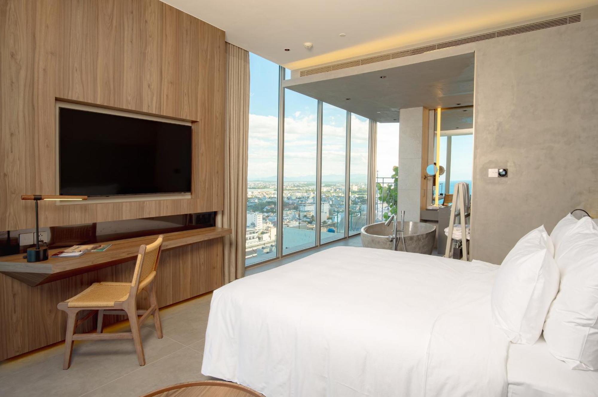 M Hotel Danang Εξωτερικό φωτογραφία A bedroom at the hotel